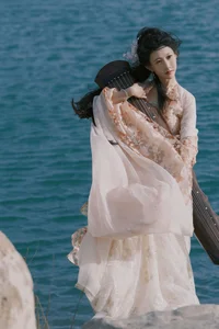 Emotional Storytelling in YiTuYu Art Language Vol.7275: Xiao Bei Ke Qing - image 7