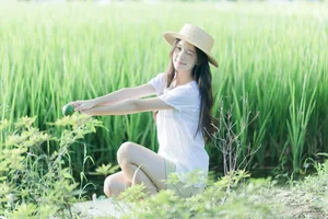 Delicate Artistry: YiTuYu Art Language Vol.7795 Featuring Xi Xi - image 2
