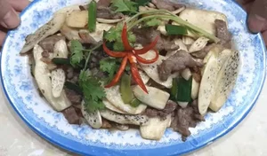 The Lemongrass Lookalike: A Delicious Provincial Specialty Stir-Fried with Beef - image 1