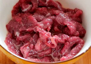 The Lemongrass Lookalike: A Delicious Provincial Specialty Stir-Fried with Beef - image 5