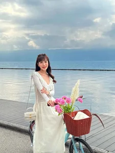 VTVcab MC Reveals Her Age-Defying Beautiful Mother - image 4