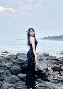 Multilingual Laotian Influencer Captivates Social Media with Stunning Bikini Photos - image 7