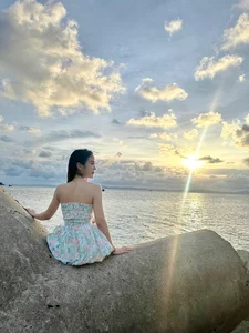 Multilingual Laotian Influencer Captivates Social Media with Stunning Bikini Photos - image 6