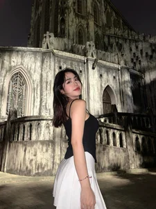 Multilingual Laotian Influencer Captivates Social Media with Stunning Bikini Photos - image 5