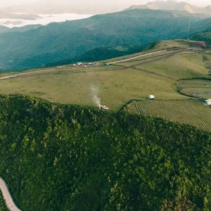 Discover Bui Hui Steppe: Vietnam's Untouched Paradise - image 2