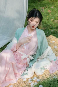 Art Language Vol.6466 Yu Han - Contemporary Aesthetic Visual Series - image 11