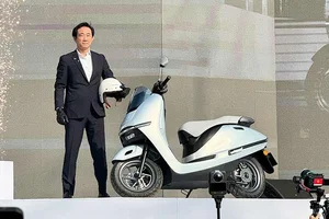 Honda UC3 Electric Motorcycle Launches in Vietnam with Impressive 120km Range - image 11