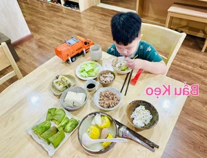 Pregnant Sao Mai Diem Hen Champion Shares Colorful, Nutritious Meals for Her Son - image 9