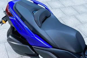 2026 Yamaha XMAX ABS: The Ultimate Maxiscooter Upgrade for Urban Commuters - image 10