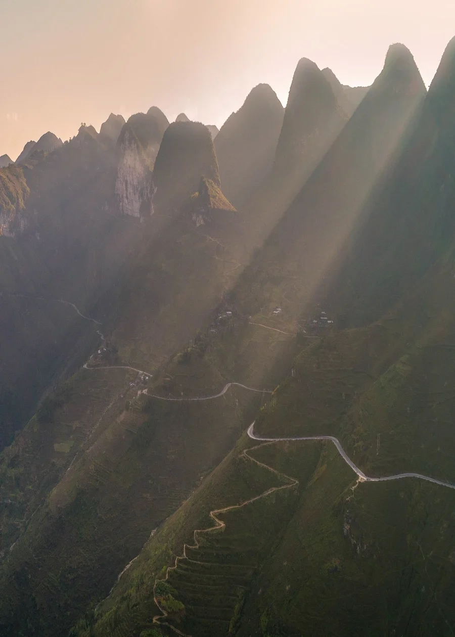 Stunning Landscapes Along the Golden Route of Ha Giang