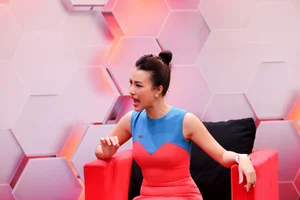 MC Hoàng Oanh Amazed by 12-Year-Old Trilingual Son of Famous Actress - image 3