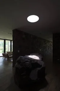 V4 House in Nghe An: A Contemporary Elliptical Garden Home Inspired by Tradition - image 20