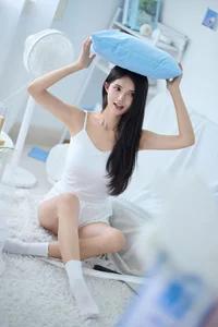 YiTuYu Art Language Vol.7643: Capturing the Ethereal Beauty of Duo Mi - image 8