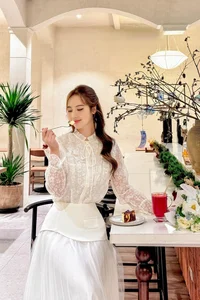 Vietnamese Actor Roundup: Do Duy Nam's Romantic Getaway and Thanh Son's New Chemistry - image 12