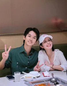 Vietnamese Actor Roundup: Do Duy Nam's Romantic Getaway and Thanh Son's New Chemistry - image 20