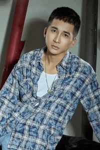 Vietnamese Actor Roundup: Do Duy Nam's Romantic Getaway and Thanh Son's New Chemistry - image 34