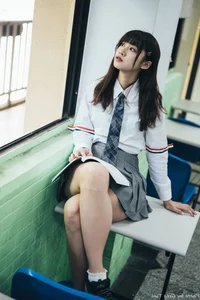 Elegant Campus Fashion: Ruoying’s Sophisticated Urban Style at the University of Science and Technology Beijing (USTB) with Chic Black Stockings - image 5