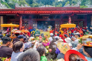 Thanh Mau Festival: A Spiritual Spectacle at Hue Nam Temple - image 8