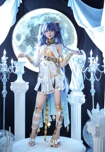 Stunning Iuno Cosplay by PoppaChan from Wuthering Waves - High-Quality Anime Gaming Photography Part 01 - image 3