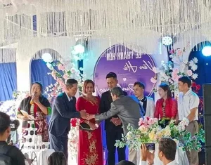 Love Finds a Way: A Touching Wedding for a Same-Sex Couple in Nghe An - image 5