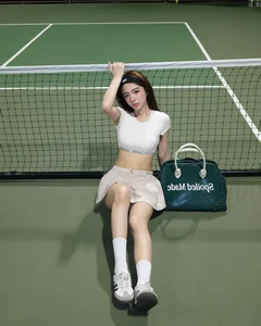 Chic Pickleball Court Photoshoot: How This Influencer is Dominating the Athleisure Trend - image 0