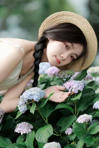 Modern Artistry: YiTuYu Art Language Vol.7152 Wo Bu Shua Niao - image 0