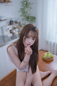 YiTuYu Art Language Vol.10315 Xiao Yi: Captivating 44-Photo Portrait Series for Art Enthusiasts - image 42