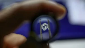 Scientific Breakthrough: Experts Create Diamonds in Just 15 Minutes - image 0
