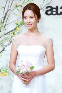 Hwang Jung Eum: A Career of Gold and a Personal Life Filled with Heartbreak - image 2