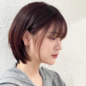 5 Trending Layered Haircut Styles to Refresh Your Look and Achieve a Youthful Modern Appearance - image 0