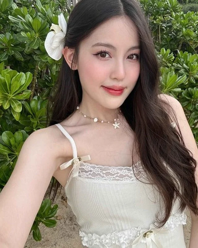 HIEUTHUHAI Concert Mystery: Why His Influencer Girlfriend Was Notably Absent from the 'Anh Trai' Event