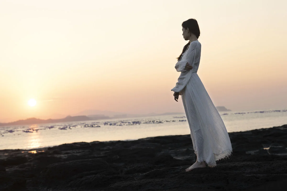 YiTuYu Art Language Vol.9779: 'Jin Tian He Guo Cha' – A 14P Journey into Lifestyle and Aesthetic Art