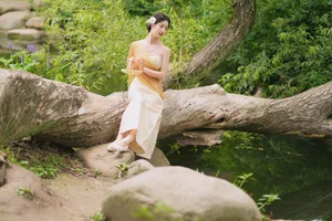 YiTuYu Art Language Vol.4967: Featuring the Elegant Mian Mian Photography Collection - image 14