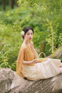 YiTuYu Art Language Vol.4967: Featuring the Elegant Mian Mian Photography Collection - image 5