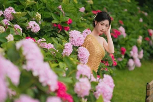 YiTuYu Art Language Vol.4967: Featuring the Elegant Mian Mian Photography Collection - image 25