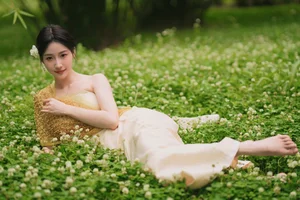 YiTuYu Art Language Vol.4967: Featuring the Elegant Mian Mian Photography Collection - image 16