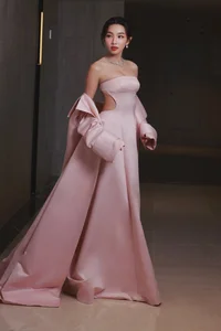 Thuy Tien Shines at International Film Festival Outshining Global Stars with Flawless Visuals - image 10