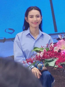 Thuy Tien Shines at International Film Festival Outshining Global Stars with Flawless Visuals - image 4