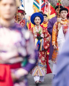 IELTS Hot Girl Mesmerizes in Traditional Vietnamese Attire with Ethereal Muse Vibes - image 5