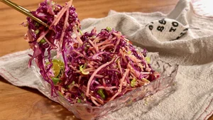 3 Summer Foods for a Healthy Gut and Glowing Skin - image 0