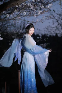 YiTuYu Art Language Vol.4262: The Ethereal Aesthetic of Wu Sui in Modern Photography - image 25