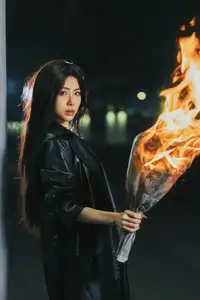 YiTuYu Vol.8615 Shi Yi: Fiery Allure & Decadent Style – A Mysterious Encounter - image 12