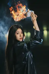 YiTuYu Vol.8615 Shi Yi: Fiery Allure & Decadent Style – A Mysterious Encounter - image 5