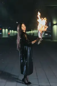 YiTuYu Vol.8615 Shi Yi: Fiery Allure & Decadent Style – A Mysterious Encounter - image 14