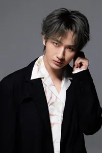 The Leading Men Who Have Acted Alongside Zhao Lusi: From Rising Idols to 'Showy' Actors - image 0