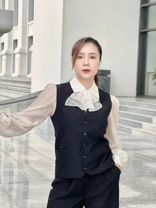 Hong Diem: From Humble Beginnings to VTV Rating Queen’s Modest Luxury - image 13