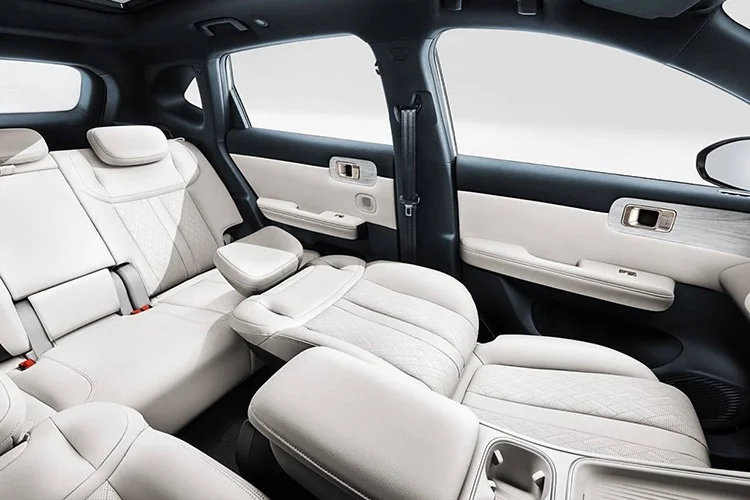 Chevrolet Captiva EV: A Strategic Blend of American Heritage and Modern Electric Powertrains