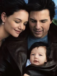 Suri Cruise’s New Chapter: Taking Her Mother’s Name and Moving On from Tom Cruise - image 25