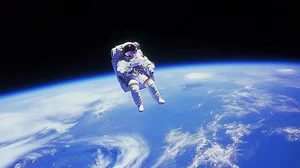 Astronaut Reveals Shocking and Eye-Opening Truth About Planet Earth - image 3
