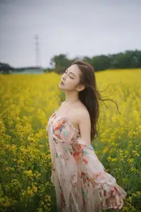 Ying Er YY Captivating in Golden Flower Field – YiTuYu Art Language Vol.8672 - image 6